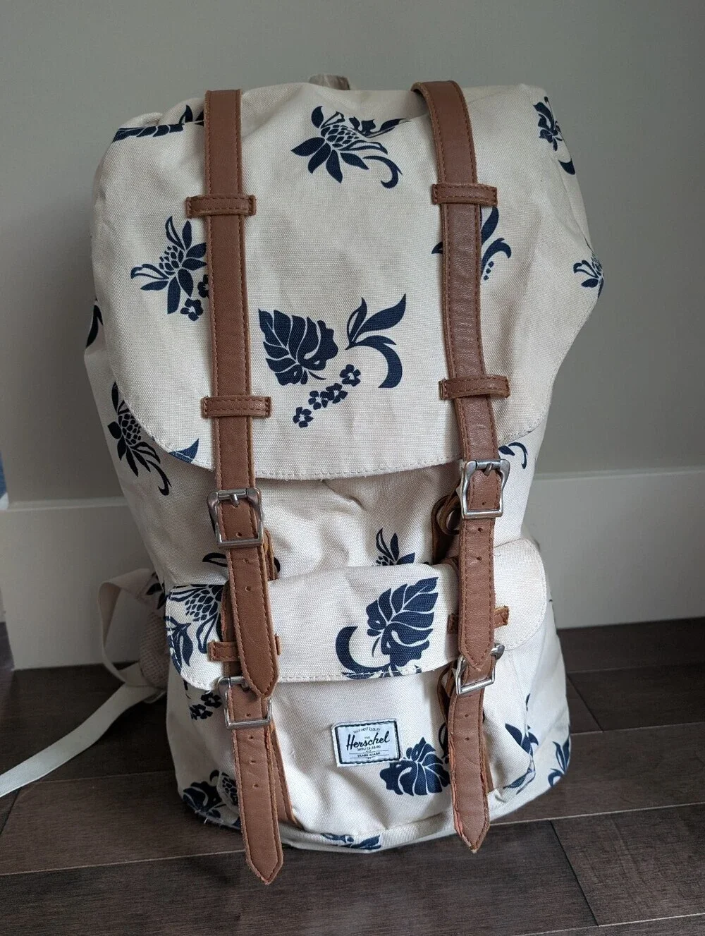 Herschel - Little America - Tropical Flora 30L - Picture 2 of 8